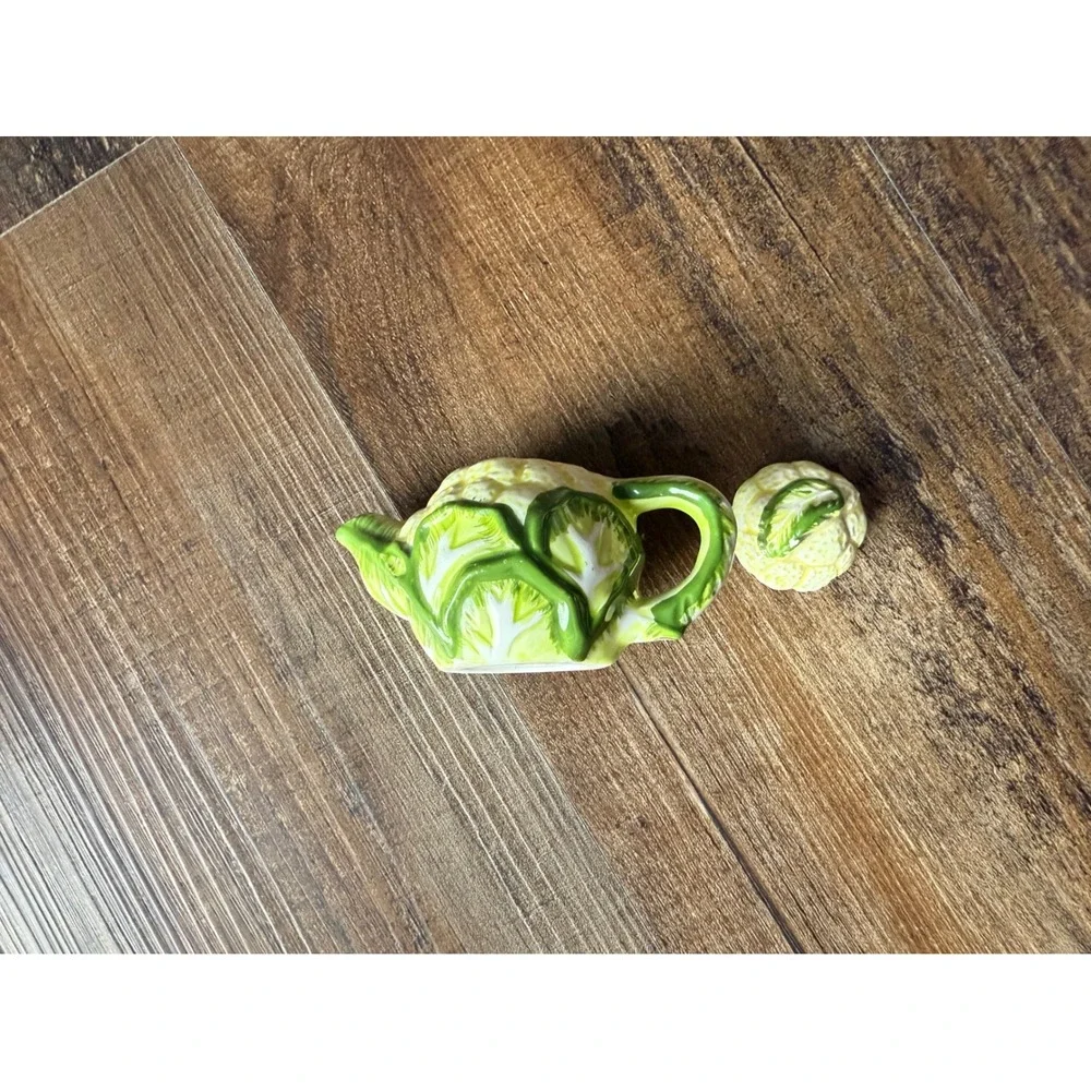 Miniature Cauliflower Ceramic Teapot Green and Cream Vegetable Novelty Decor